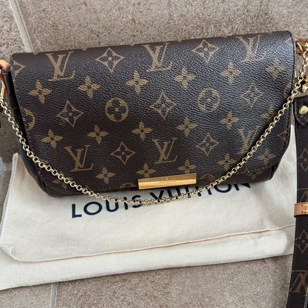 Louis Vuitton Favorite MM